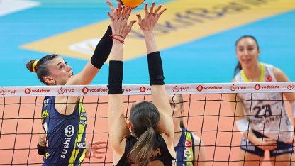 VakıfBank şampiyonluk, Fenerbahçe seriyi uzatmak için sahaya çıkıyor