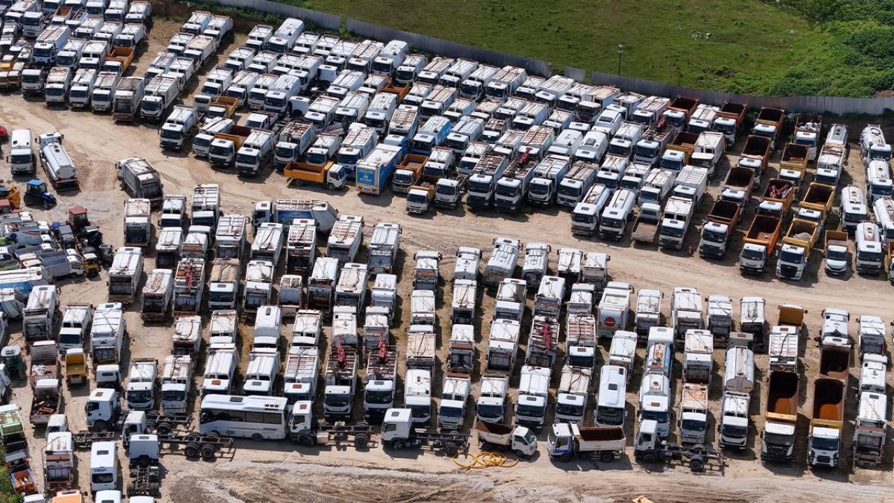 Yer: İstanbul! Yüzlerce araç böyle görüntülendi