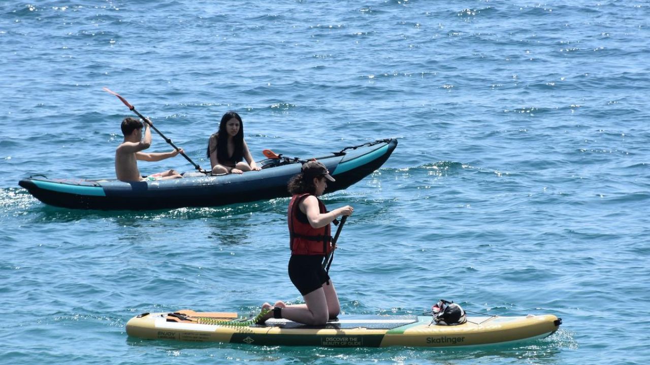 Antalya'da sıcak hava etkili oldu
