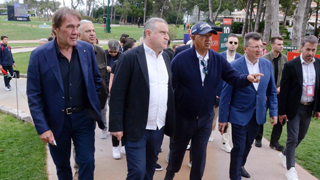 Bakan Bak, Turkish Airlines Open 2026 Golf Turnuvası ödül töreni için Antalya'da