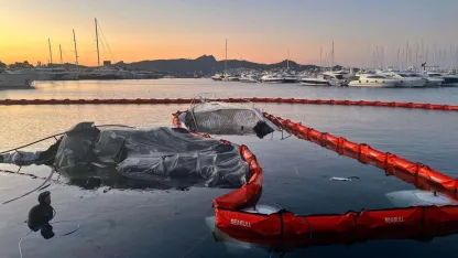 Bodrum'da marinadaki yangında batan 7 motoryatın enkazı kaldırıldı