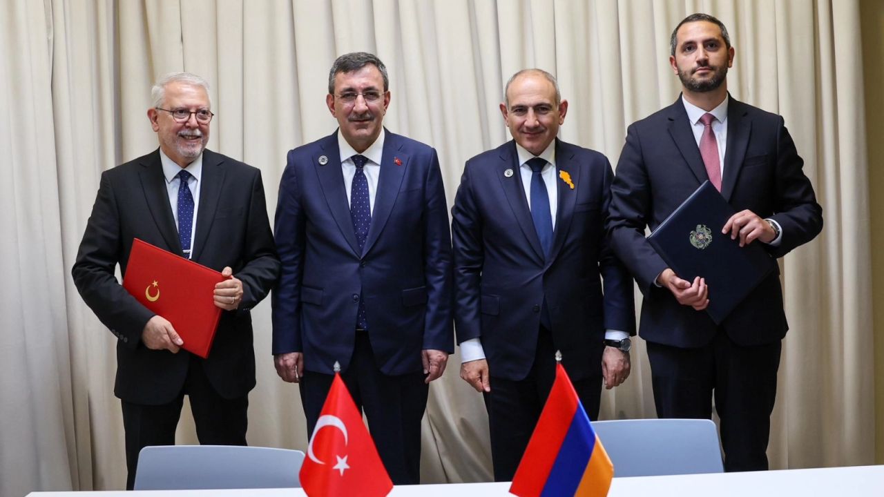 Cumhurbaşkanı Yardımcısı Cevdet Yılmaz Erivan’da temaslarını sürdürüyor