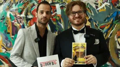 DÜNYACA ÜNLÜ TÜRK OPERA SANATÇISI TENOR SEDAT CAN ÖZTOPRAK'TAN AYNI GÜN İMZA VE RESİTAL