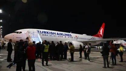 Küresel Sumud Filosu aktivistlerini taşıyan uçak İstanbul'da