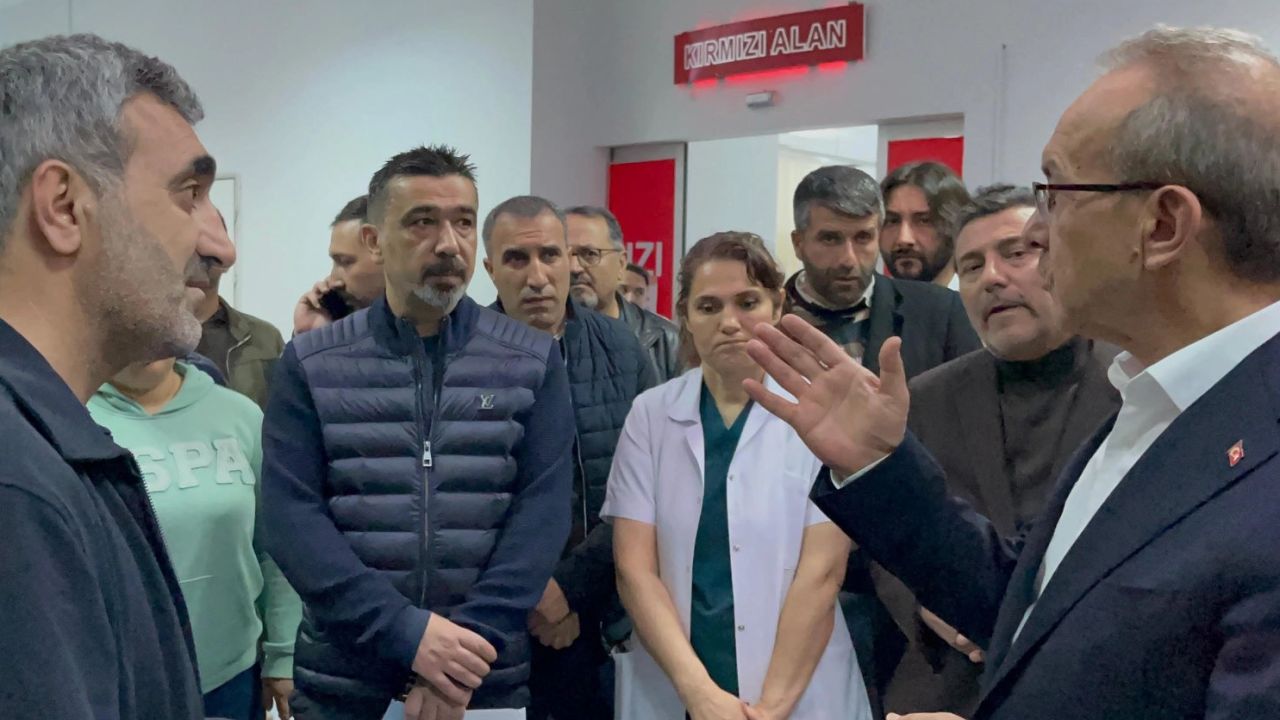 Malatya’da feci kaza: 3 ölü, 22 yaralı!