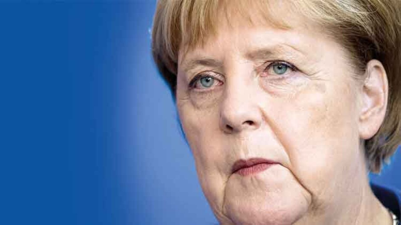 Merkel’in makyaj faturası olay çıkardı